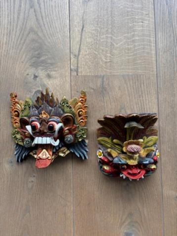Authentieke handgesneden Balinese maskers beschikbaar voor biedingen