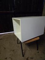 2x Ikea Voxtorp witte hangkastjes met houten deurtjes, Minder dan 50 cm, Nieuw, Ophalen of Verzenden, Minder dan 100 cm