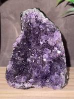 Amethistje op standvlak - 277 gram, Ophalen of Verzenden, Mineraal