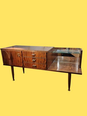 Vintage dressoir met spiegel  jaren 60 70  beschikbaar voor biedingen