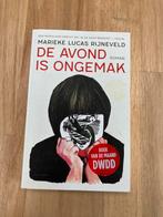 Marieke Lucas Rijneveld - De avond is ongemak, Marieke Lucas Rijneveld, Ophalen of Verzenden, Zo goed als nieuw, Nederland