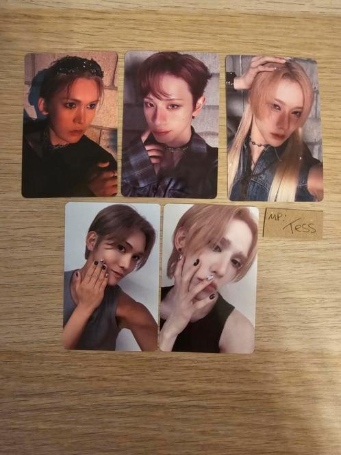 Xlov album photocards en pob photocards I One, Verzamelen, Muziek, Artiesten en Beroemdheden, Zo goed als nieuw, Foto of Kaart