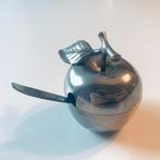 Metalen doosje/ zoutvaatje appel met lepeltje, Antiek en Kunst, Curiosa en Brocante, Ophalen of Verzenden