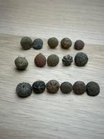 Lot Tudor knopen, Verzenden, Overige materialen
