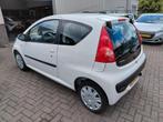 Peugeot 107 1.0-12V XS, Voorwielaandrijving, Gebruikt, Zwart, 4 stoelen