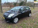 Toyota Yaris 1.3 VVTi Sol MMT apk t/m 29-10-2026, 750 kg, 4 cilinders, Zwart, Origineel Nederlands
