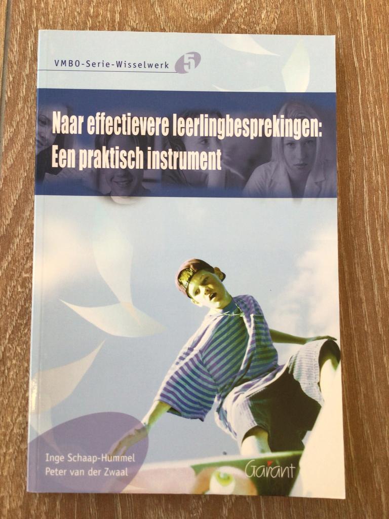 9789044113259 - Naar effectievere leerlingbesprekingen :, Inge Schaap-Hummel ; Peter van der Zwaal, Zo goed als nieuw, Beta, HBO