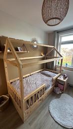 Leuk bedhuisje voor kinderen, Kinderen en Baby's, Kinderkamer | Bedden, Ophalen, 70 tot 85 cm, Zo goed als nieuw, Lattenbodem