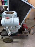 Wolsely benzine motor met vacuum pomp op onderstel, Doe-het-zelf en Verbouw, Motoren, Ophalen of Verzenden, Gebruikt