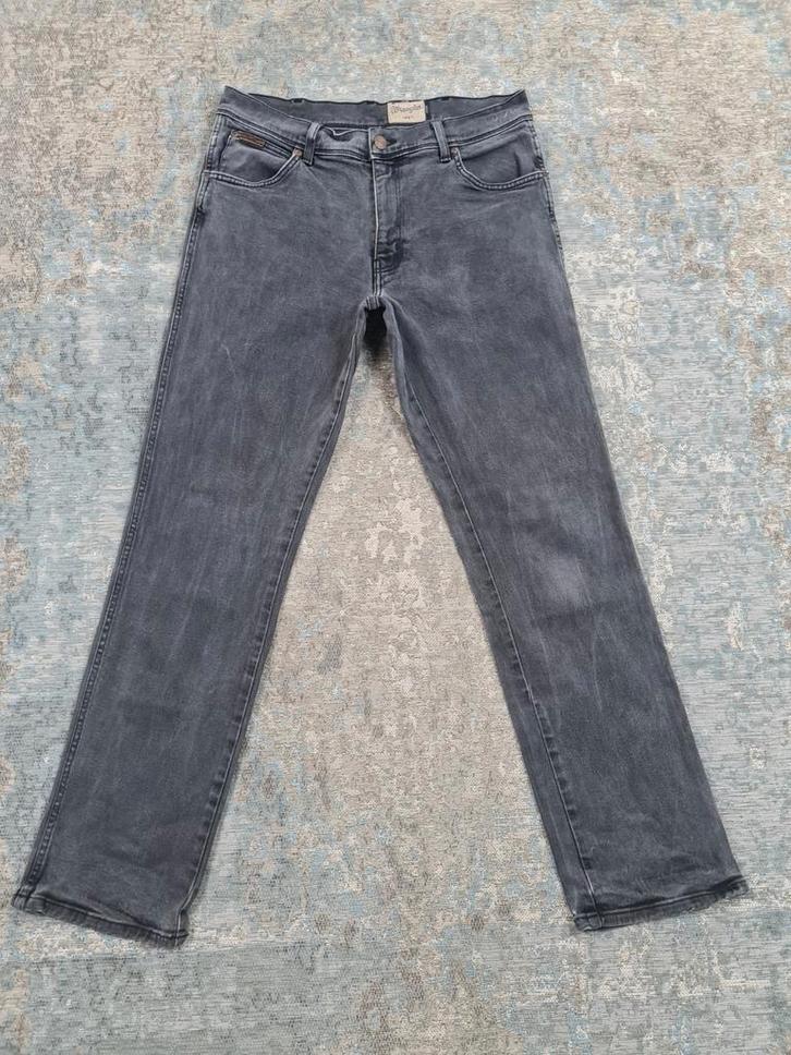 Wrangler TEXAS W33 L32 Straight STRETCH Grijs Bronno3332, Kleding | Heren, Spijkerbroeken en Jeans, Zo goed als nieuw, W33 - W34 (confectie 48/50)