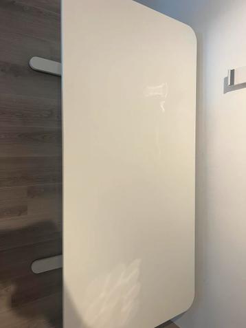 Wit Ikea bureau - afbeelding 4