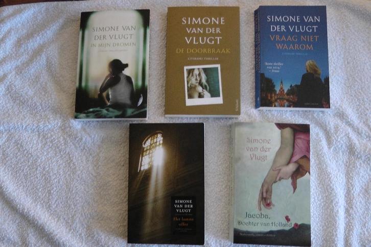 Geweldige leesboeken (5x) van Simone van der Vlugt, Boeken, Thrillers, Gelezen, Nederland, Ophalen of Verzenden