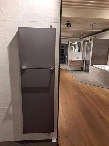 Instamat  stretta radiator  beschikbaar voor biedingen