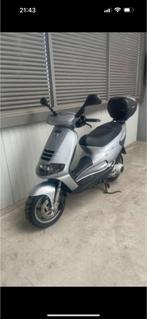 Piaggo skipper lx 125 cc 4 t Duitse motor en  in goede staat, Ophalen, Zo goed als nieuw, Benzine, Overige modellen