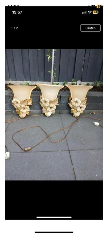 Wandlampen beschikbaar voor biedingen