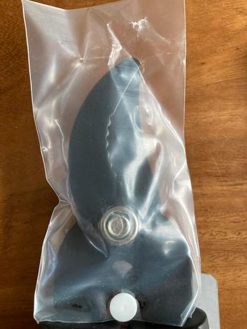 Nieuwe Black+Decker takkenschaar - Doe een bod! beschikbaar voor biedingen