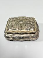 Silver Plated Vintage Jewelry Box Red velvet sieradendoos, Antiek en Kunst, Ophalen of Verzenden