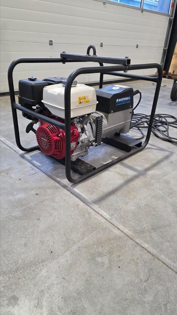 Sincro/ Honda 200A Elektrode en Las generator aggregaat 230V, Doe-het-zelf en Verbouw, Gereedschap | Lasapparaten, Zo goed als nieuw