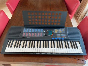 Keyboard YAMAHA PSR-180 beschikbaar voor biedingen
