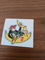 537, Sticker Dole Banaan met Aap, Verzamelen, Speldjes, Pins en Buttons, Ophalen of Verzenden, Zo goed als nieuw, Transport