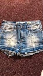 Leuke spijker korte broek  maat S Coolcat, Kleding | Dames, Spijkerbroeken en Jeans, Ophalen of Verzenden, Nieuw, Blauw, W28 - W29 (confectie 36)