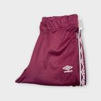 Umbro heren track pants  Maat M., Kleding | Heren, Sportkleding, Tweedehands, Maat 48/50 (M), Umbro, Tweedehands