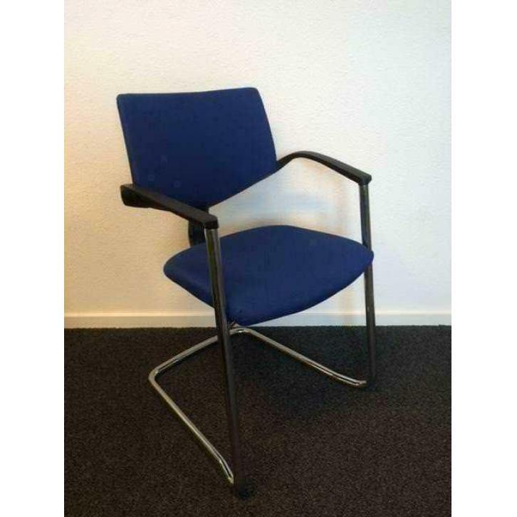 Vergaderstoelen Comforto DX chroom / blauw zeer mooi! 6st., Huis en Inrichting, Stoelen, Gebruikt, Stof, Blauw, Ophalen of Verzenden