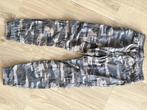 Stoere camouflage broek C&F (11-12 jaar), Ophalen, Zo goed als nieuw, Jongen of Meisje, Broek