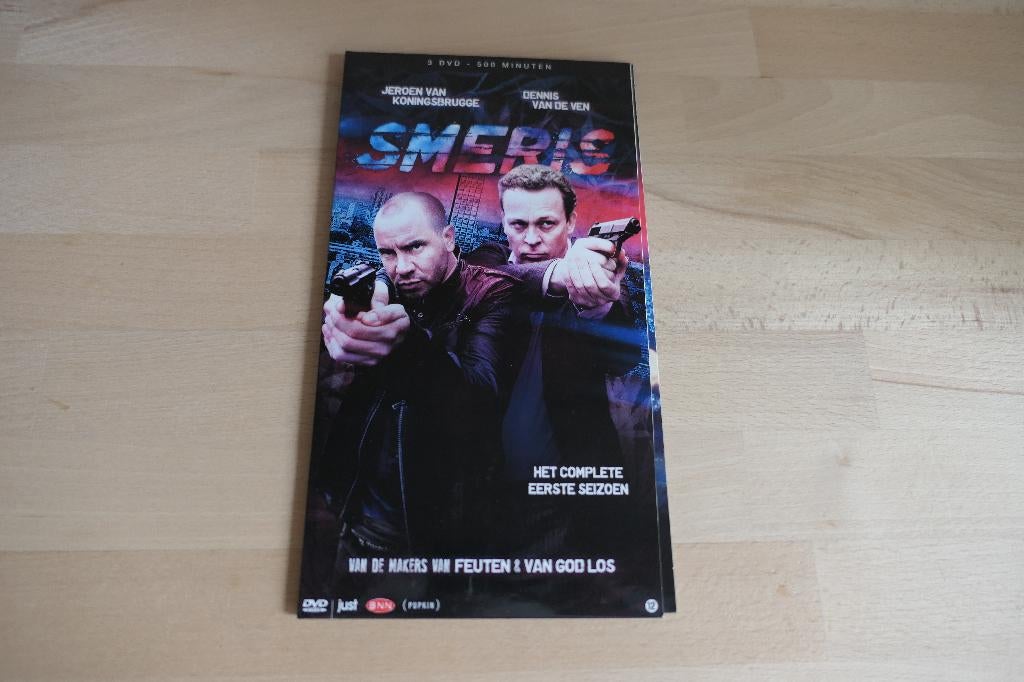 3 dvd kartonnen cover smeris eerste seizoen, Alle leeftijden, Ophalen of Verzenden, Zo goed als nieuw