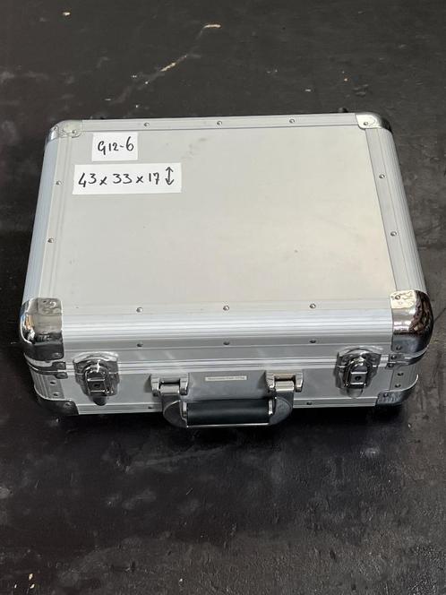 Flightcase nr G12-6, Muziek en Instrumenten, Behuizingen en Koffers, Overige instrumenten, Flightcase, Ophalen of Verzenden