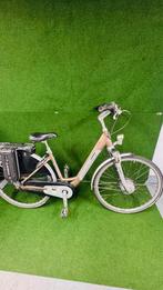 Elektrische fiets gaint twee Accu’s te koop, Fietsen en Brommers, Fietsen | Dames | Damesfietsen, Ophalen of Verzenden, Zo goed als nieuw
