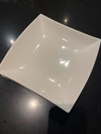 Maxwell & Williams Diep Bord 20x20, Huis en Inrichting, Keuken | Servies, Ophalen of Verzenden, Zo goed als nieuw, Bord(en), Effen