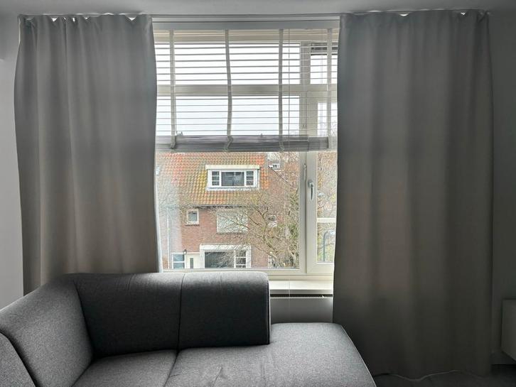 2x Ikea Annakajsa gordijnen, lichtgrijs, deels verduisterend, Huis en Inrichting, Stoffering | Gordijnen en Lamellen, Zo goed als nieuw