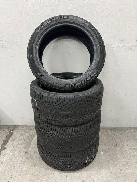 Winterbanden breedset Michelin Pilot Alpin 5 315/40 R21, Auto-onderdelen, Banden en Velgen, Banden en Velgen, Winterbanden, 21 inch