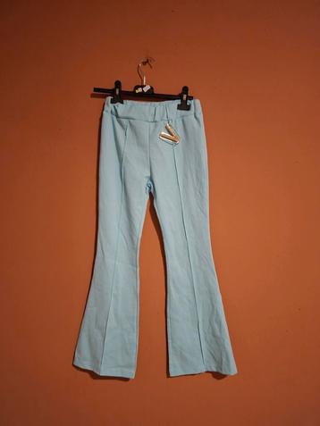 Blauwe meisjes flaredbroek maat 152 beschikbaar voor biedingen
