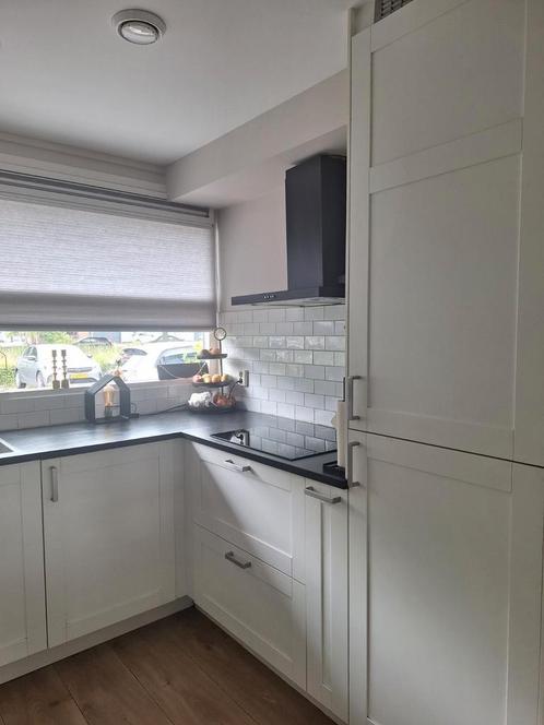 keuken van ikea Savedal met inbouw aperatuur., Huis en Inrichting, Keuken | Complete keukens, Gebruikt, Wit, Ophalen of Verzenden