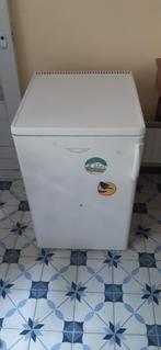 Koelkast met vriesvakje, Witgoed en Apparatuur, Ophalen, 100 tot 150 liter, Zo goed als nieuw, 45 tot 60 cm