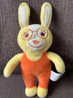 Zwitsal konijn knuffel met geborduurde bril geel oranje 5,=, Ophalen of Verzenden, Zo goed als nieuw, Konijn