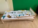 Peuterbed Sniglar met lattenbodem Luroy en toebehoren, Ophalen, 70 tot 85 cm, 140 tot 160 cm, Zo goed als nieuw