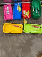 Veel sleeen op voorraad nieuw. Slee met rem en touw, Ophalen, Rem, Nieuw, Kunststof