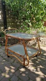 Vintage Rotan Trolley, Ophalen