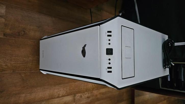 Threadripper 1950x pc, Computers en Software, Desktop Pc's, Zo goed als nieuw, 3 tot 4 Ghz, SSD, 64 GB of meer, Met videokaart