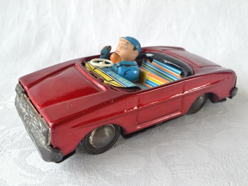 Oude blikken speelgoed auto, Rode cabriolet modelauto, ~1970, Hobby en Vrije tijd, Modelauto's | 1:32, Gebruikt, Auto, Overige merken
