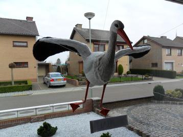 3D ooievaar zeldzame uitvoering bijna levensecht. beschikbaar voor biedingen