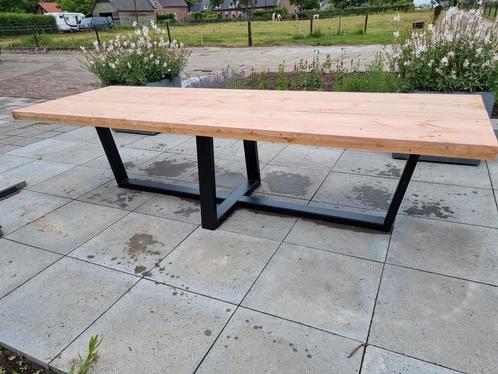 Prachtige Douglas tuintafels met gepoedercoate stalen poten, Tuin en Terras, Tuintafels, Nieuw, Rechthoekig, Hout, Ophalen