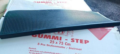 Te koop: Gummi-Step trapmatten – 3 pakken (15 stuks) NIEUW, Doe-het-zelf en Verbouw, Ladders en Trappen, Nieuw, Minder dan 2 meter