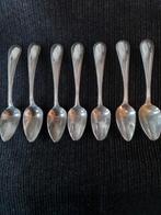 Zeven zilveren lepeltjes met parelrand, Ophalen of Verzenden