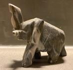 Miniatuur olifantje (natuursteen), Verzamelen, Beelden en Beeldjes, Ophalen of Verzenden