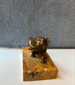Een bronzen olifant 1920-1930, Antiek en Kunst, Antiek | Koper en Brons, Ophalen of Verzenden