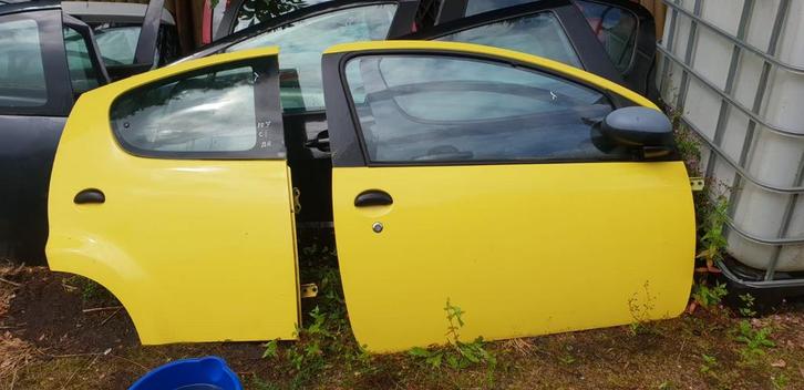 CITROËN C1 PEUGEOT 107 PORTIEREN RV+RA, Auto-onderdelen, Carrosserie en Plaatwerk, Deur, Gebruikt, Ophalen of Verzenden